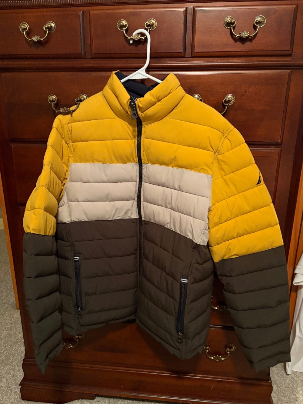 Nautica Men’s Reversible Puffer Jacket – Size Large